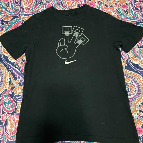 Nike Other - Boys Black Nike Basketball Tee (XL)